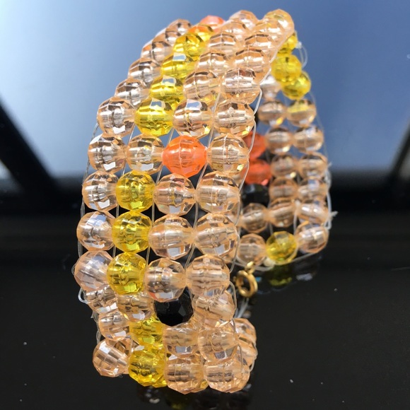 Modern nude beaded bling bracelet - Picture 4 of 4